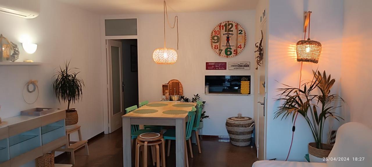 La Yeye Apartment El Port De La Selva Luaran gambar